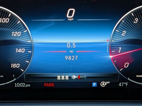 Used 2025 Mercedes-Benz GLB 250 250 image 18