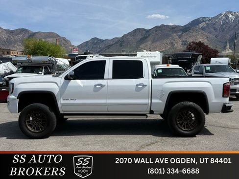 Used 2018 GMC Sierra 1500 Denali w/ Denali Ultimate Package AWD/4WD image 1