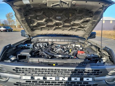 New 2025 Ford Bronco Badlands image 22