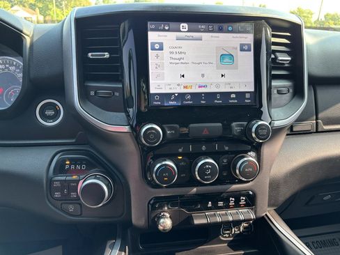 Used 2023 RAM 1500 Big Horn AWD/4WD image 16