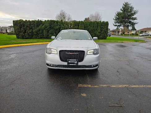 Used 2023 Chrysler 300 S image 5