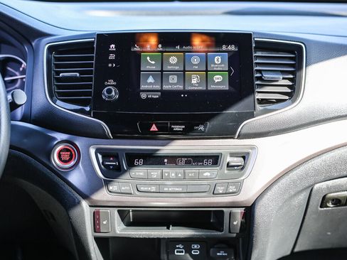 Used 2024 Honda Passport EX-L image 3
