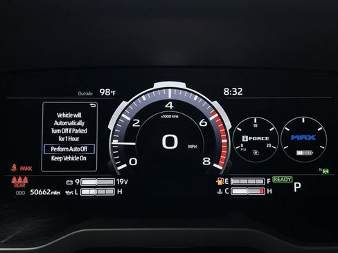 Used 2024 Toyota Tundra Platinum AWD/4WD image 16