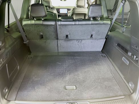 New 2026 Jeep Grand Wagoneer L Limited image 27