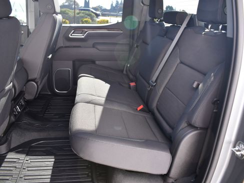 New 2026 GMC Sierra 1500 Elevation w/ LPO, Elevation Black Package image 25