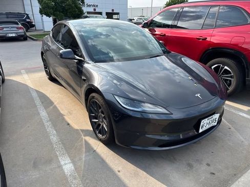 Used 2025 Tesla Model 3 Long Range RWD image 2