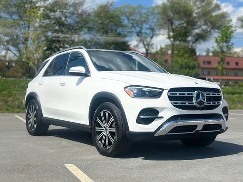 Used 2024 Mercedes-Benz GLE 350 4MATIC image 9