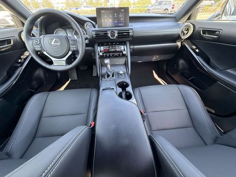 Used 2025 Lexus IS 350 F Sport RWD image 19