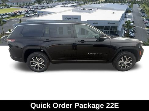New 2025 Jeep Grand Cherokee L Limited image 3