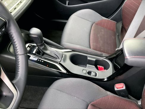 Used 2024 Toyota Corolla SE image 16