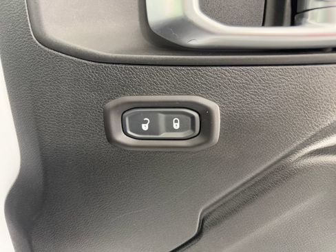 Used 2019 Jeep Wrangler Unlimited Sport S AWD/4WD image 46