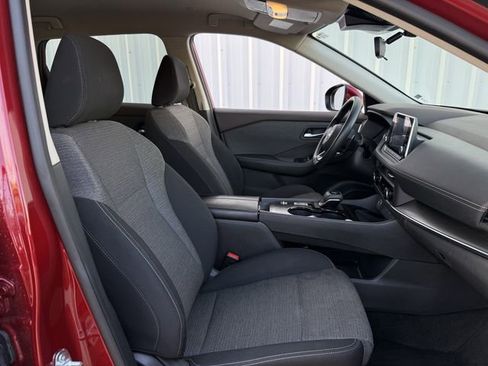 Used 2023 Nissan Rogue SV image 27