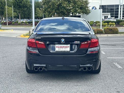 Used 2013 BMW M5 RWD image 6