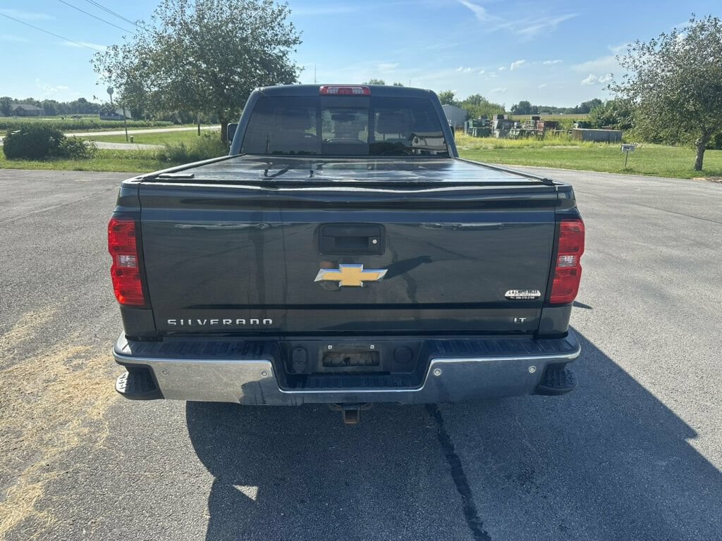Used 2017 Chevrolet Silverado 1500 LT w/ All Star Edition AWD/4WD image 4
