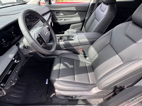 New 2026 Nissan Murano SV AWD/4WD image 9