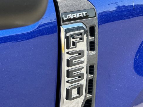 New 2026 Ford F250 Lariat w/ Lariat Premium Package image 25
