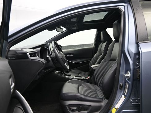 Used 2023 Toyota Corolla XSE image 25