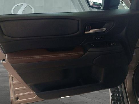 Used 2025 Toyota Land Cruiser image 11