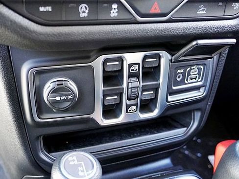 New 2026 Jeep Wrangler Unlimited Sport S image 33