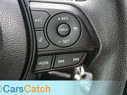 Used 2020 Toyota Corolla LE image 31