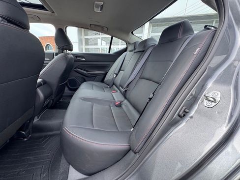 Used 2024 Nissan Altima 2.5 SR w/ SR Premium Package AWD/4WD image 25