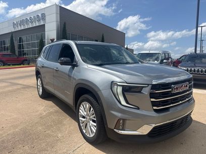 Used 2024 GMC Acadia Elevation w/ LPO, Roadside Safety Package