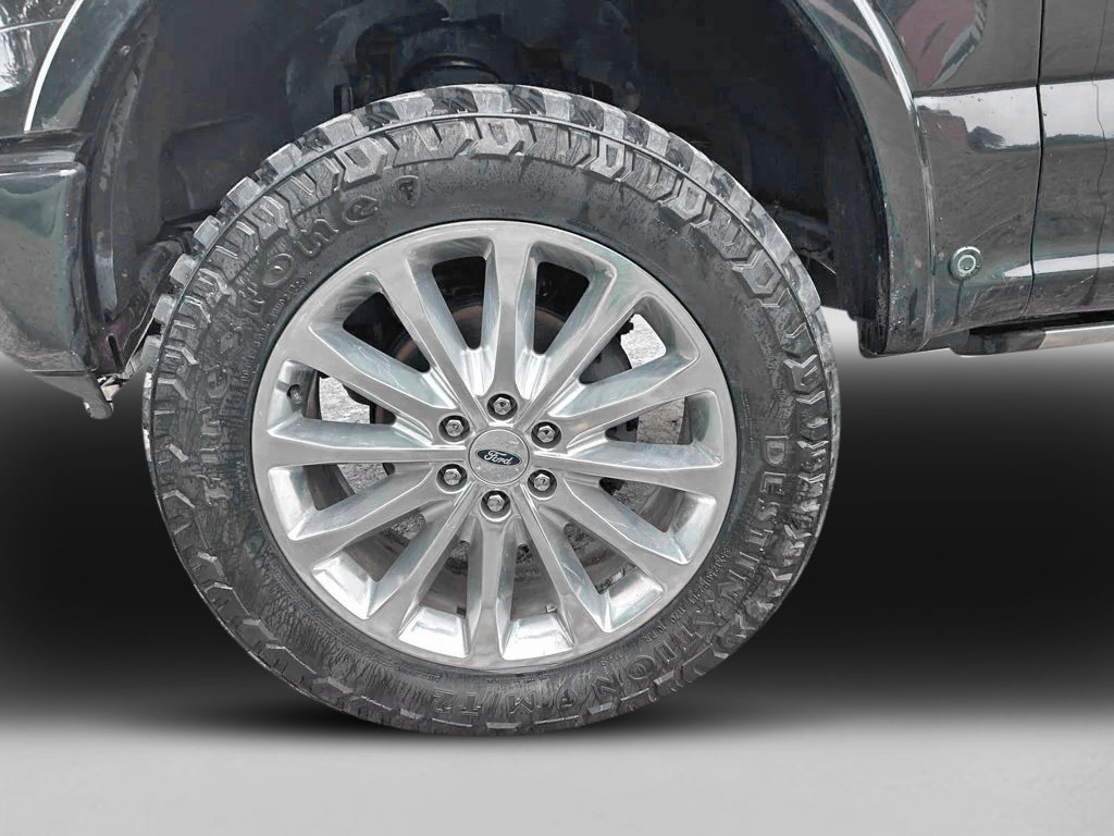 Used 2018 Ford F150 Limited AWD/4WD image 10