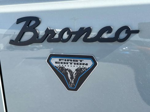 Used 2021 Ford Bronco First Edition AWD/4WD image 19