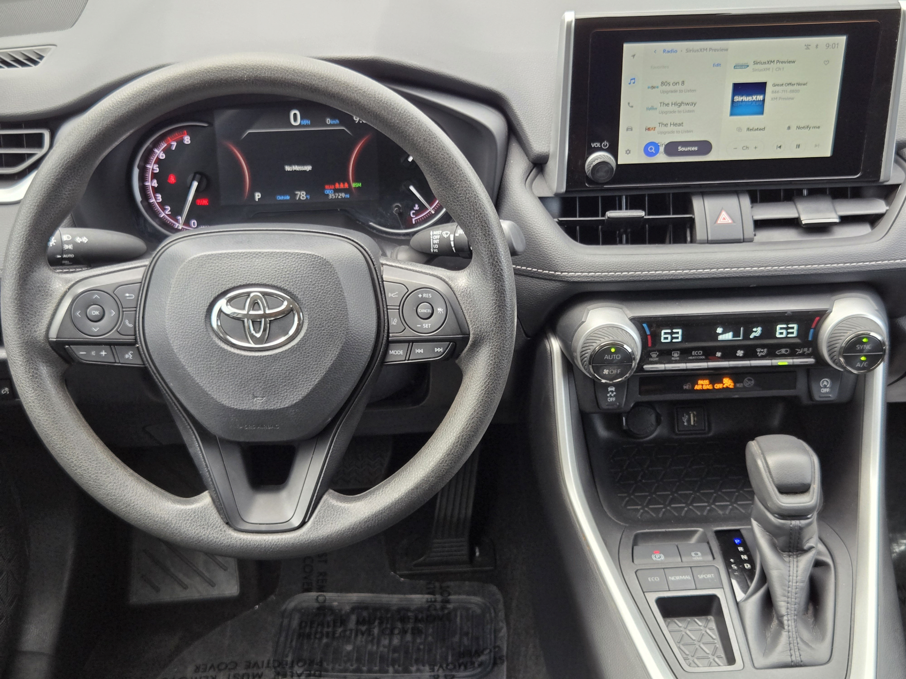 Used 2025 Toyota RAV4 XLE FWD image 23