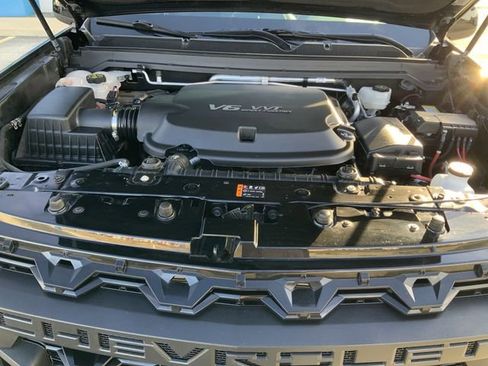 Used 2022 Chevrolet Colorado ZR2 w/ ZR2 Midnight Special Edition image 12