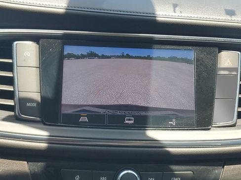 Used 2023 Buick Enclave Essence w/ Sport Touring Edition FWD image 16