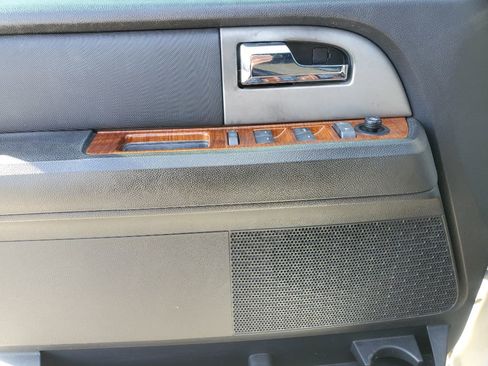 Used 2008 Ford Expedition EL Eddie Bauer image 14