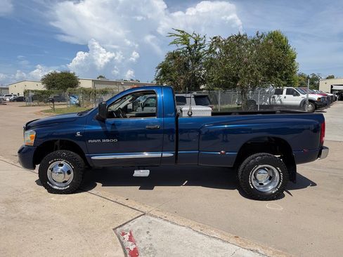Used 2006 Dodge Ram 3500 Truck Laramie AWD/4WD image 8