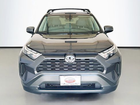 Used 2025 Toyota RAV4 XLE w/ Convenience Package FWD image 2
