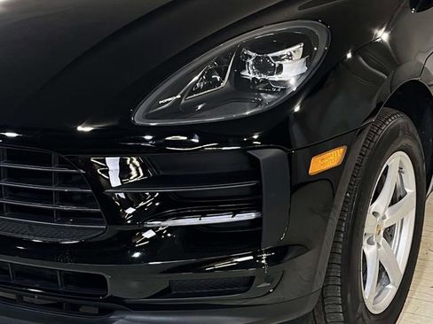 Used 2021 Porsche Macan AWD/4WD image 5