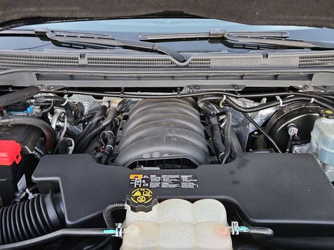 Used 2018 GMC Sierra 1500 SLT w/ Enhanced Driver Alert Package image 15