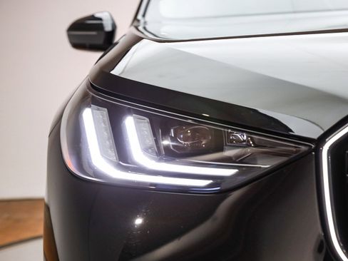 Used 2025 BMW X3 xDrive30i w/ M Sport Package image 5