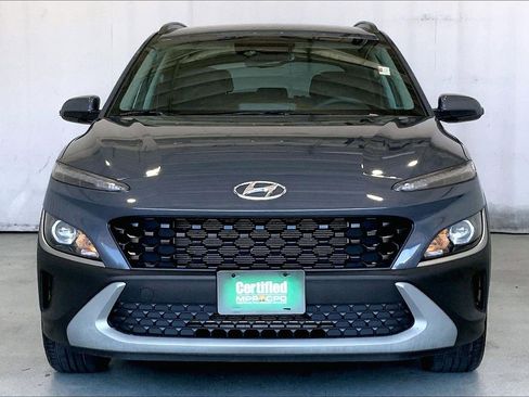 Used 2023 Hyundai Kona SEL AWD/4WD image 2