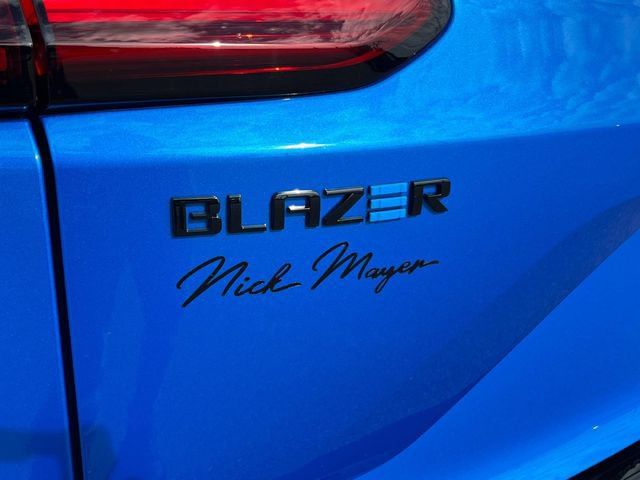 New 2025 Chevrolet Blazer EV RS RWD image 15