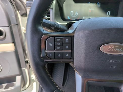 Used 2022 Ford Expedition Platinum image 30