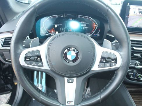 Certified 2023 BMW 540i xDrive w/ Executive Package image 17