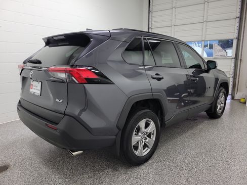 Used 2025 Toyota RAV4 XLE FWD image 5