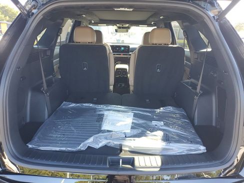 New 2026 Kia Sorento SX Prestige w/ Olive Brown Leather Package image 14