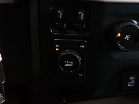 Used 2022 Ford F150 XLT w/ Trailer Tow Package image 20