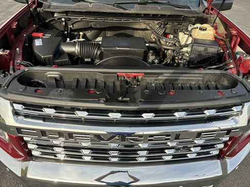 Used 2020 Chevrolet Silverado 2500 LTZ w/ LTZ Convenience Package image 28