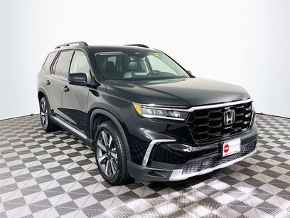 Certified 2025 Honda Pilot Touring