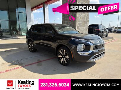 Used 2025 Mitsubishi Outlander SE