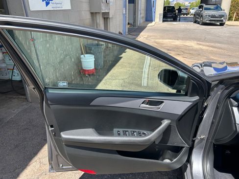 Used 2019 Hyundai Sonata SE FWD image 15