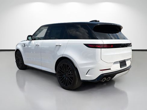 New 2026 Land Rover Range Rover Sport SV image 3