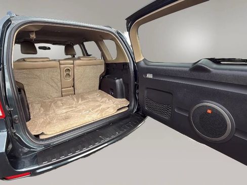 Used 2010 Toyota RAV4 Limited image 13